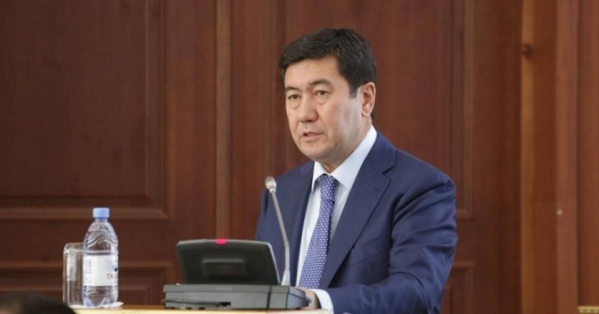 Не должны превращать школы в центры религиозных течений - Кошанов о хиджабе