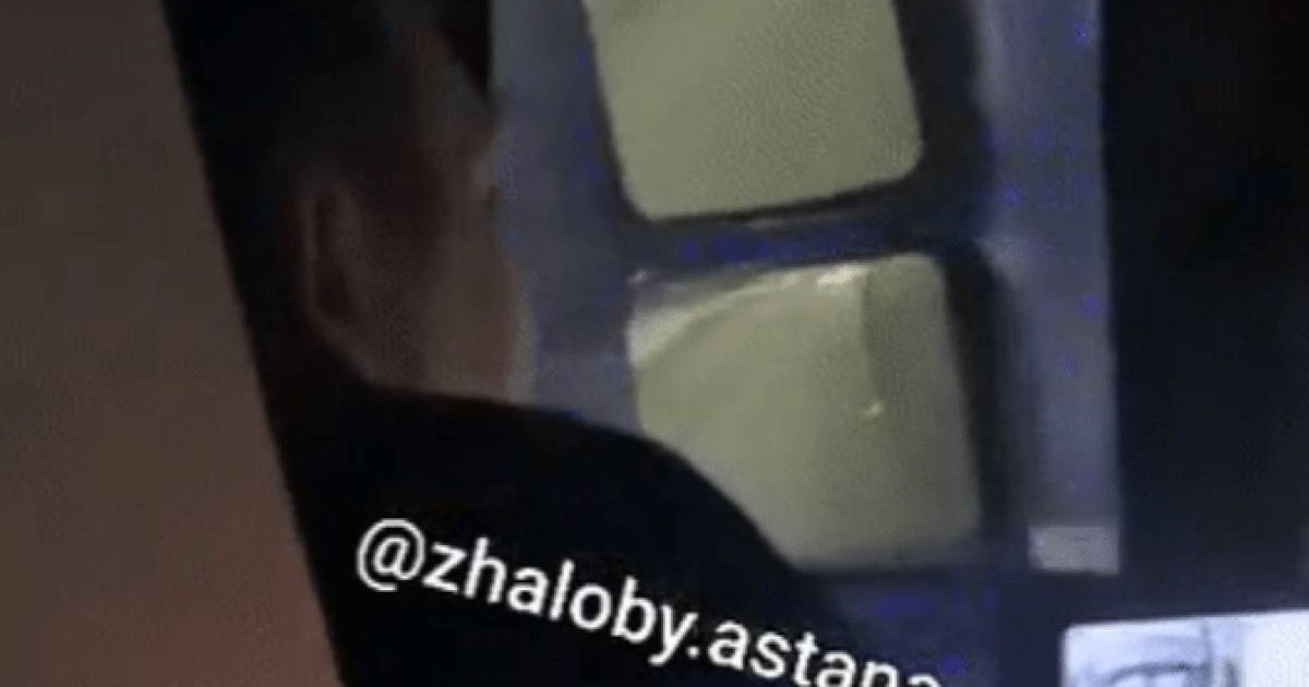 Курящий водитель автобуса в Астане вызвал споры в сети