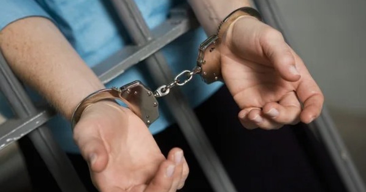 Казахстанца экстрадировали из Вьетнама за нападение с ножом на мать