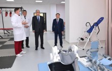 Токаев посетил реабилитационный центр в Кокшетау