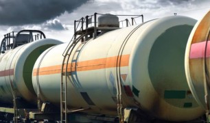 До 50 тыс. тонн топлива в месяц вывозилось под прикрытием — Скляр