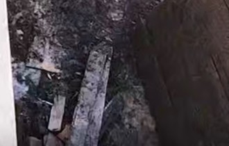 В Кызылорде полицейский спас двоих детей из горящей квартиры