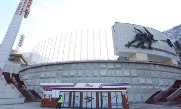 В Алматы продолжается модернизация легендарного катка