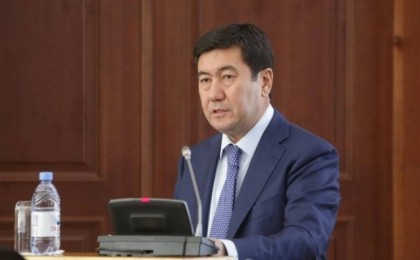 Не должны превращать школы в центры религиозных течений - Кошанов о хиджабе