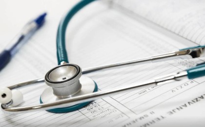 Жители Байконура с казахстанскими паспортами не могут получить бесплатные медуслуги - депутат