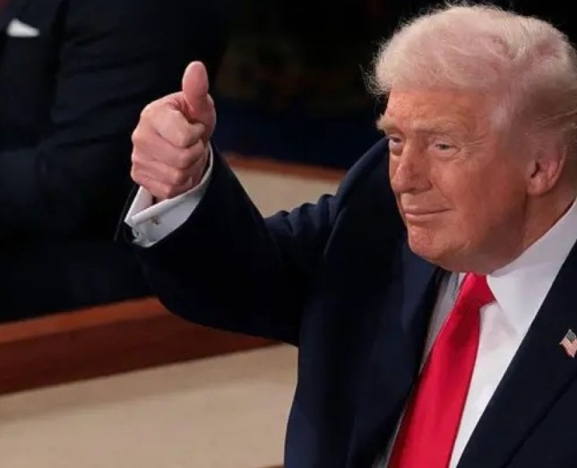 Дональд Трамп идёт ва-банк: сможет ли США изменить ход истории