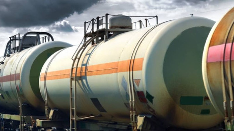 До 50 тыс. тонн топлива в месяц вывозилось под прикрытием — Скляр