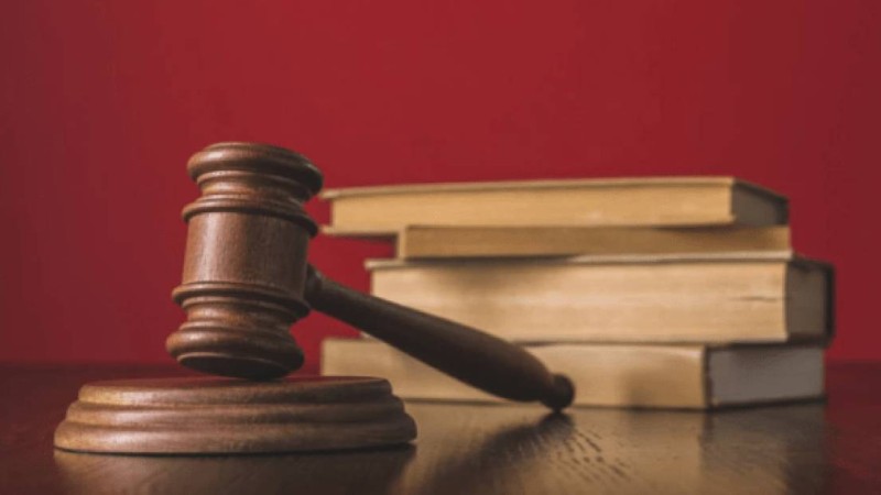 Судебный исполнитель получил тюремный срок за то, что похитил у астанчанина 15 миллионов тенге