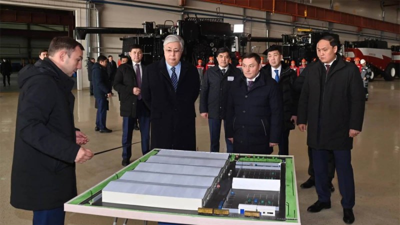 Токаев посетил Казахстанскую агроинновационную корпорацию