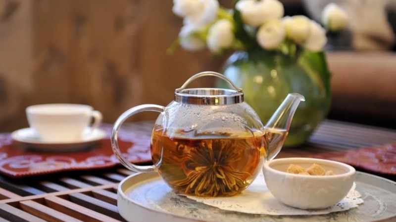 Зелёный чай повышает или понижает давление? Научный разбор, который всё объясняет