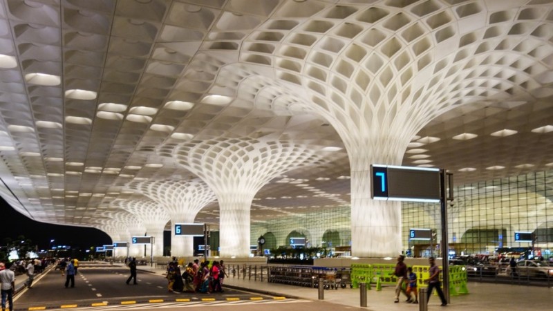 Казахстанцы застряли в аэропорту Мумбаи