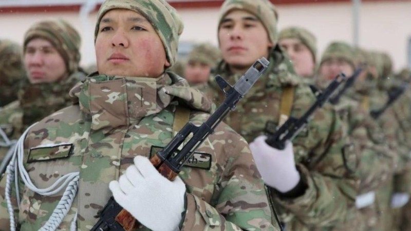 Обещают освободить от армии: чем рискуют призывники