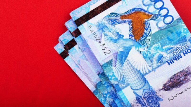 Стало известно какую банкноту подделывают больше всего