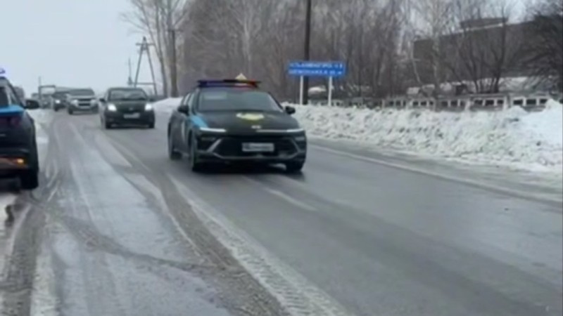 В ВКО сотрудники полиции сопроводили более 500 машин