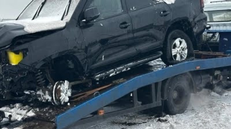 Мужчина оставил машину на мойке - ее угнали и разбили