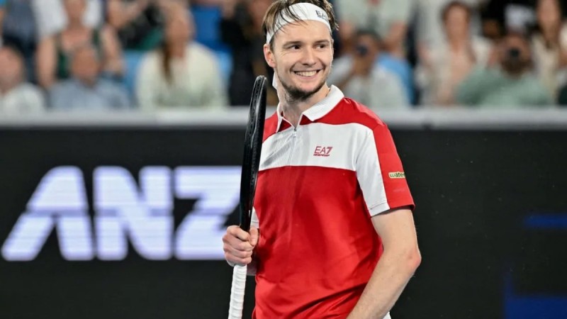 Первая ракетка Казахстана успешно стартовала в Дубае