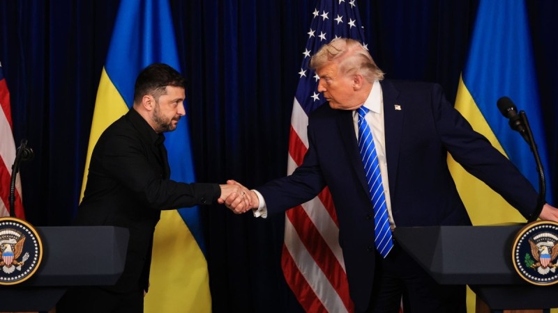 Трамп сообщил Зеленскому, что намерен закончить войну через месяц