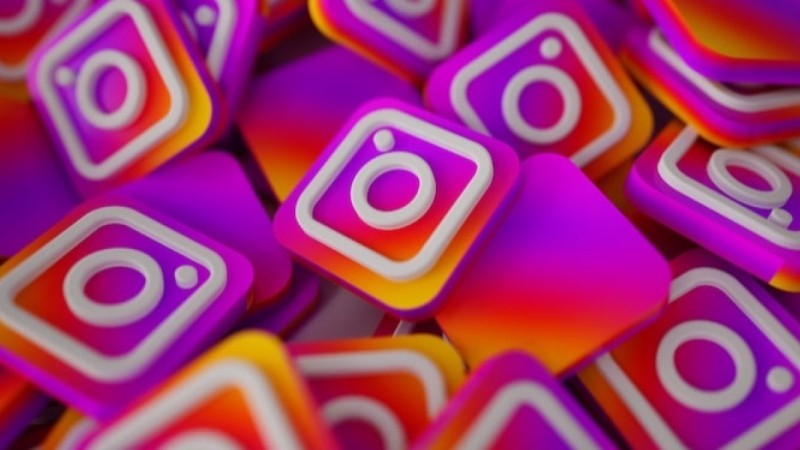 Instagram будет уведомлять родителей об истории поиска их детей