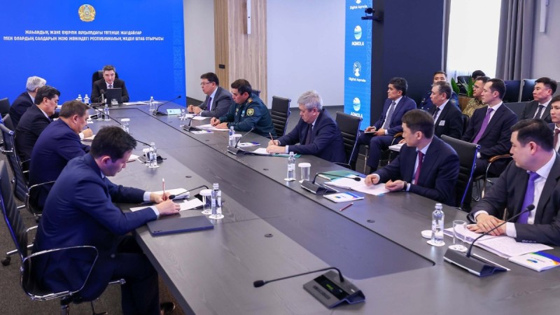 Готовность к паводкам: Олжас Бектенов провел заседание Республиканского оперативного штаба по ликвидации ЧС