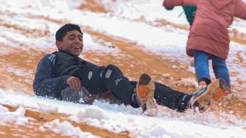 В Сахаре выпал снег (ФОТО)