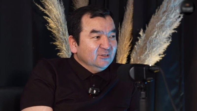 Экс-аким Талгара работает водителем такси