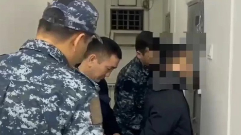 На юге Казахстана двух братьев избили толпой из-за 500 тенге