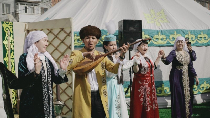 Жители Жезказгана и Сатпаева встретили Наурыз в масштабном этноауле от компании «Казахмыс»