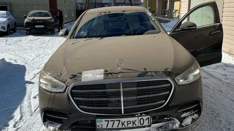 MERCEDES-BENZ S450, конфискованный у Перизат Кайрат, передали государственным органам на торгах