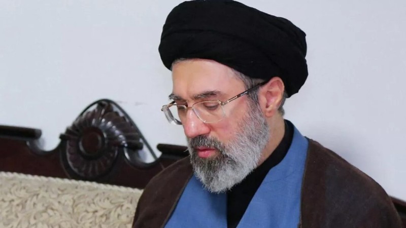 Новый верховный лидер Ирана Моджтаба Хаменеи потерял ногу — данные американской разведки