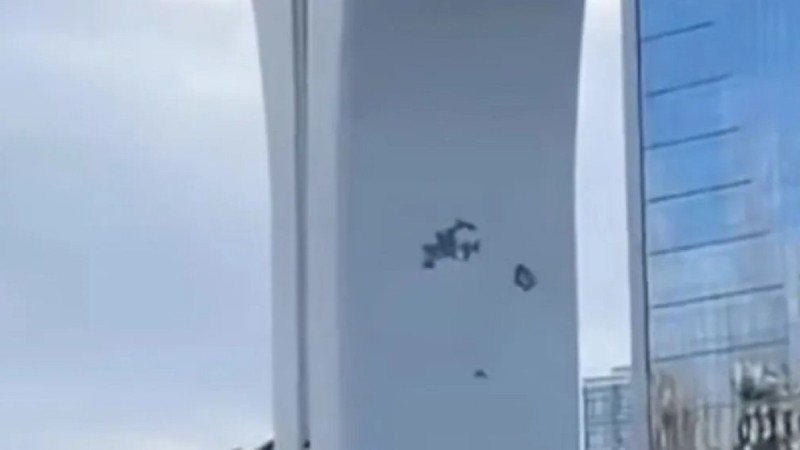 Краска на опорах LRT начала отслаиваться в Астане