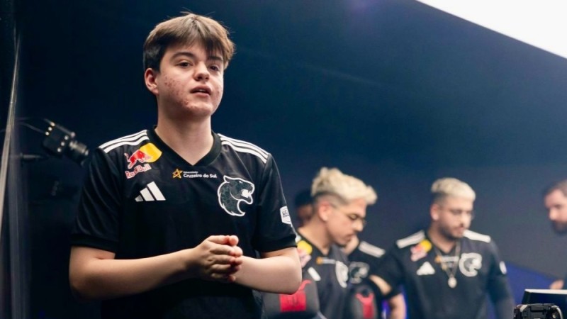 Мировое признание казахстанского киберспорта: встреча казахстанца в Бразилии