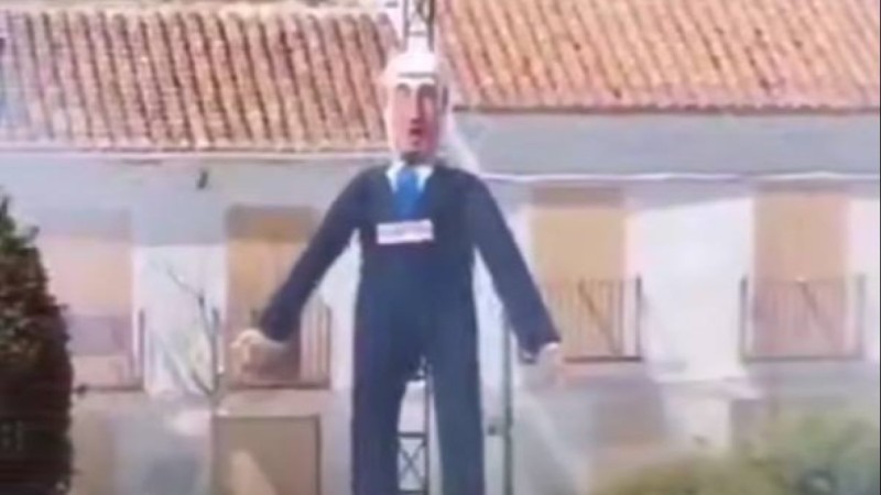 В Испании взорвали чучело Нетаньяху (ВИДЕО)