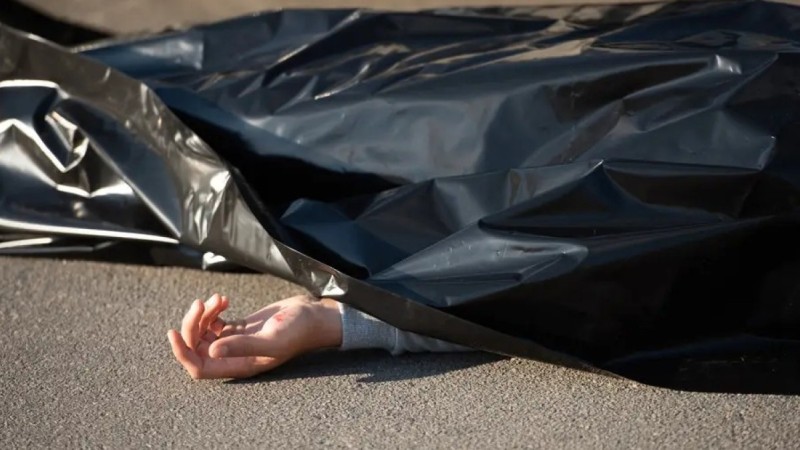 Женщина несколько дней жила в доме с трупом под кроватью