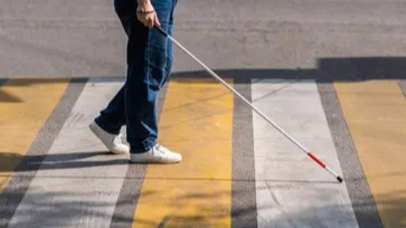 «Я ничего не вижу»: 30-летняя женщина стремительно начала терять зрение из-за редкой болезни