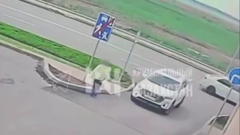 В Кокшетау водитель насмерть сбил женщину во дворе