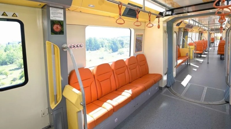 Первые нарушения на LRT в Астане: пассажиры спровоцировали остановку поезда