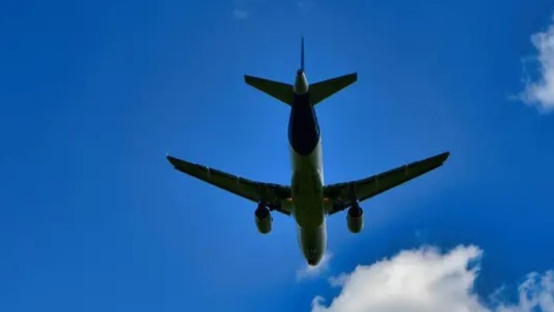 За это в самолете могут выписать штраф в крупном размере