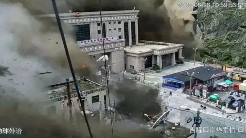 Три казахстанки пропали после стихийного бедствия в Непале