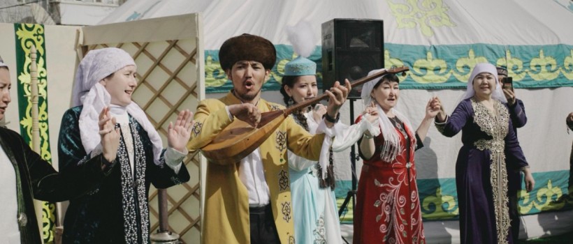 Жители Жезказгана и Сатпаева встретили Наурыз в масштабном этноауле от компании «Казахмыс»